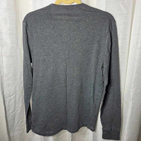 Banana Republic Men's Gray Henley size Medium - Picture 2 of 8